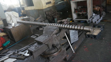 Les pièces de usinage de Rod de long fil de cuivre d'OEM pour l'équipement industriel, métal ont usiné des pièces