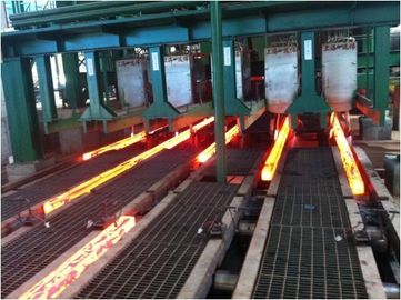 Machine de la coulée CCM continue automatique de coupure de flamme de 5 brins, refroidissement par l'eau R8M